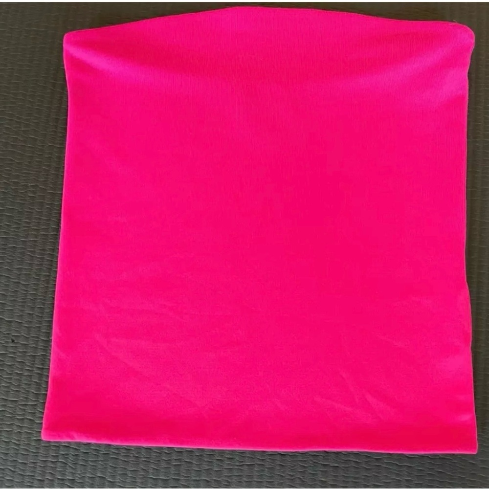 Aritzia Babaton Contour hot pink tube top size SMALL